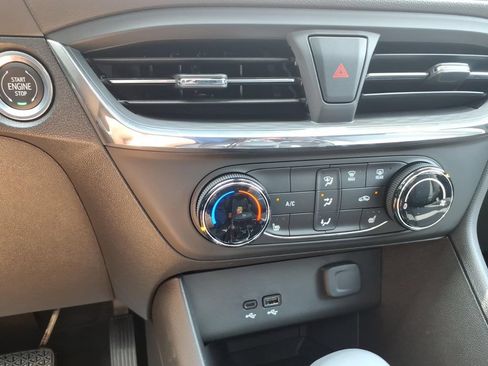 New 2026 Buick Encore GX Preferred w/ Comfort Package FWD image 19