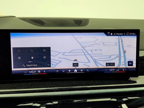 Used 2025 BMW X5 xDrive50e w/ M Sport Package image 19