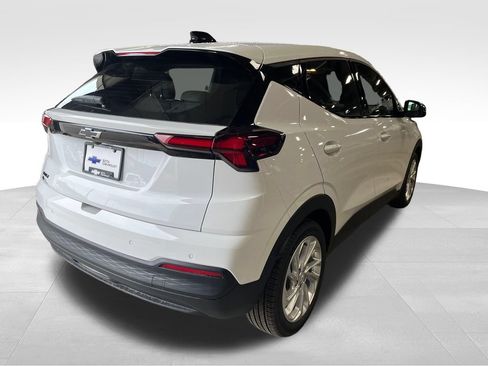 New 2027 Chevrolet Bolt LT FWD image 5