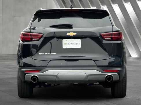 Used 2023 Chevrolet Blazer LT image 5