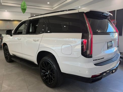 Used 2021 Cadillac Escalade Sport AWD/4WD image 5