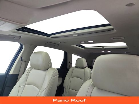 Used 2020 Buick Enclave Essence image 12