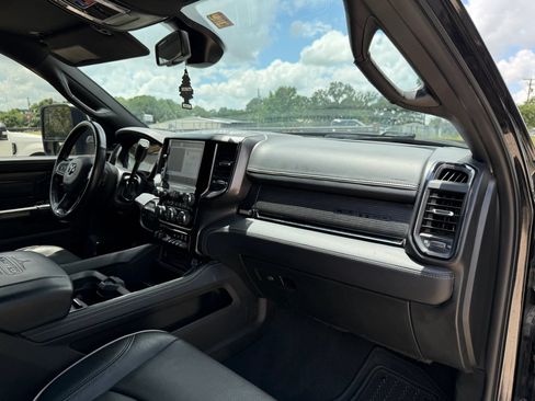 Used 2023 RAM 2500 Limited AWD/4WD image 13