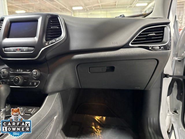 Certified 2021 Jeep Cherokee Latitude Plus AWD/4WD image 51