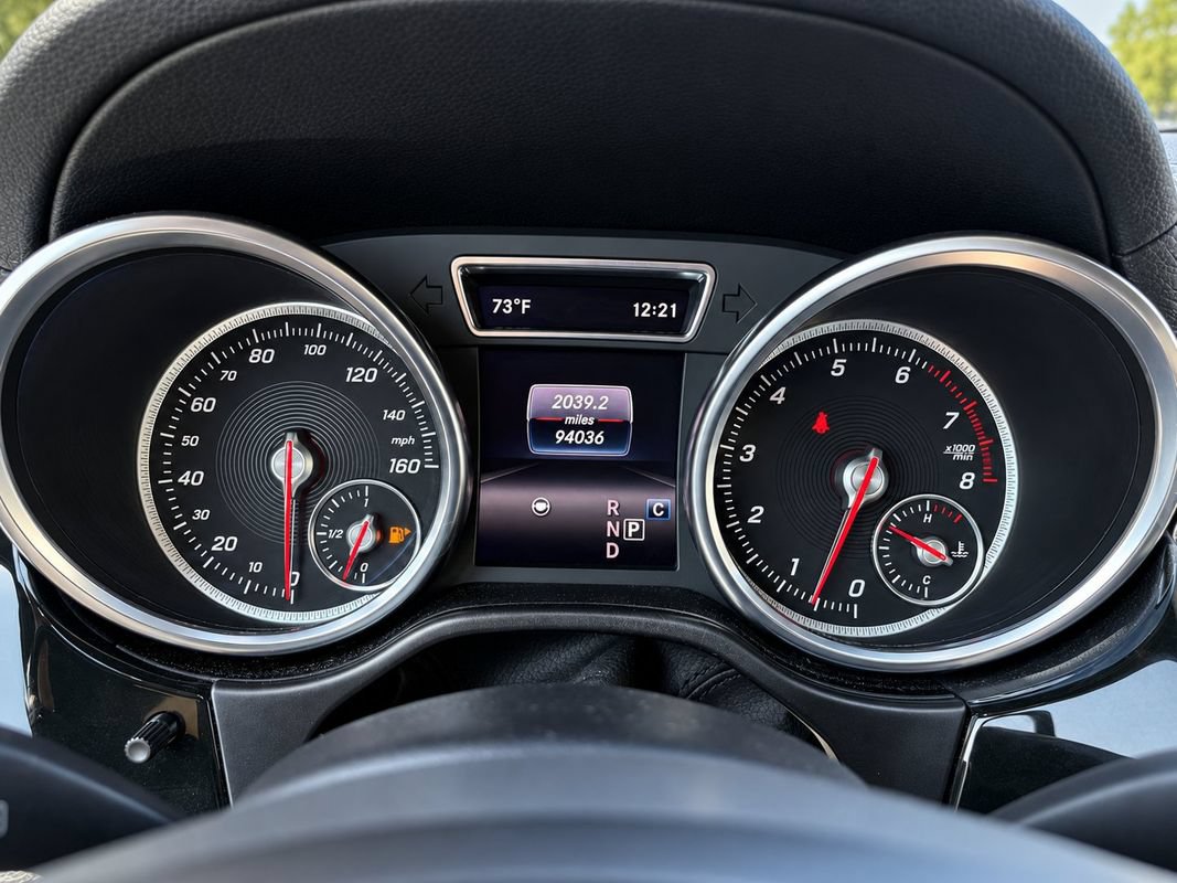 Used 2019 Mercedes-Benz GLS 450 4MATIC image 38