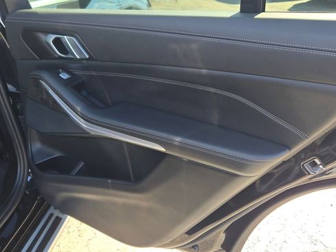 Used 2023 BMW X7 xDrive40i image 20