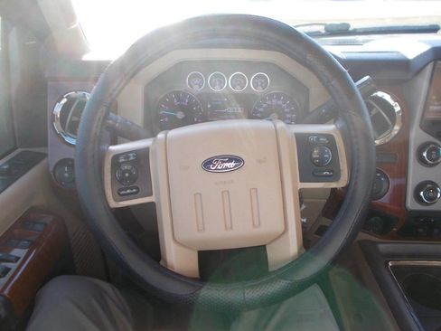 Used 2016 Ford F250 King Ranch w/ King Ranch w/Chrome Package image 17