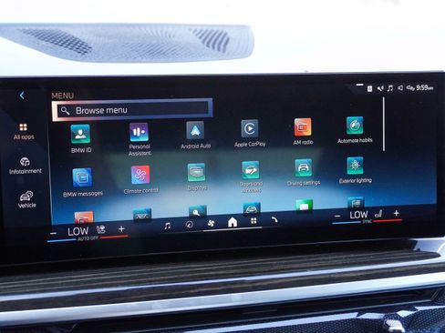 Certified 2024 BMW X7 xDrive40i w/ Executive Package image 21