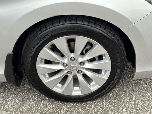 Used 2013 Honda Accord EX image 12