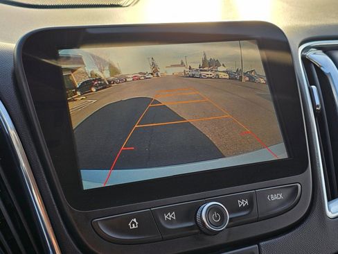 Used 2016 Chevrolet Malibu Premier image 9