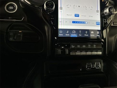 Used 2023 RAM 2500 Limited image 16