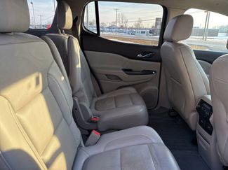 Used 2019 GMC Acadia SLT video 3