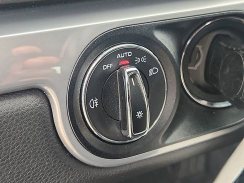 Certified 2018 Porsche 718 Cayman image 21