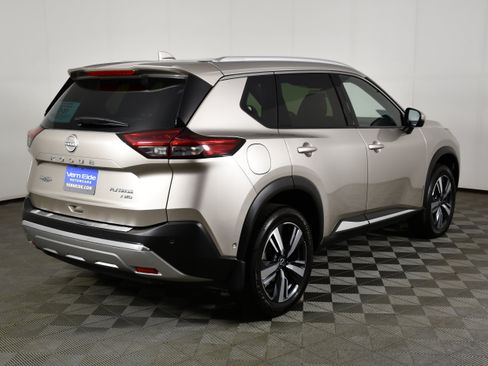Used 2023 Nissan Rogue Platinum w/ Platinum Premium Package AWD/4WD image 6