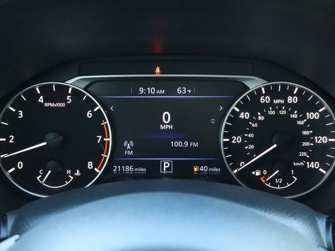 Used 2025 Nissan Altima 2.5 SR w/ SR Premium Package image 29