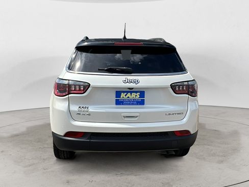 Used 2018 Jeep Compass Limited w/ Navigation Group AWD/4WD image 5