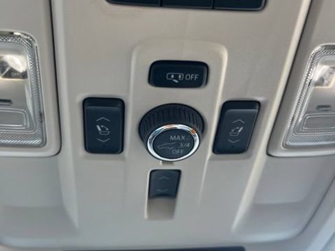 Used 2022 GMC Yukon Denali AWD/4WD image 15