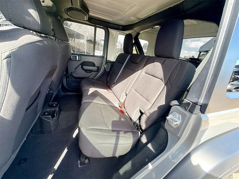 Used 2023 Jeep Wrangler Willys image 26