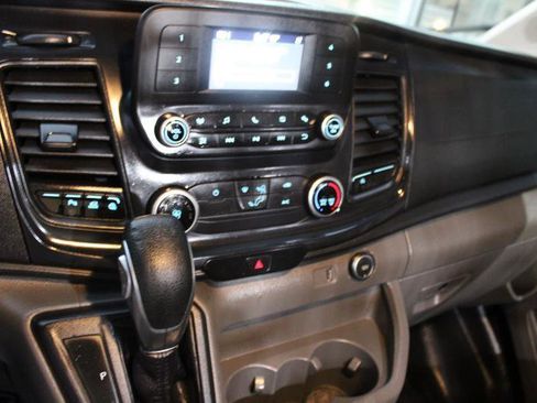 Used 2020 Ford Transit 250 Low Roof RWD image 18