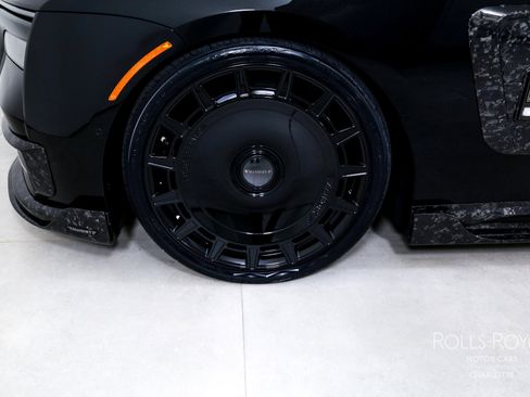 Used 2025 Rolls-Royce Spectre Black Badge w/ Spectre Enhancement Package image 34