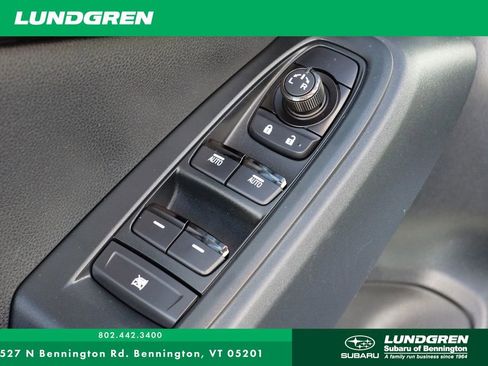 Used 2024 Subaru Crosstrek 2.0i Premium image 27