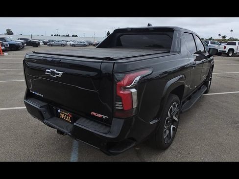 Used 2024 Chevrolet Silverado EV RST AWD/4WD image 5