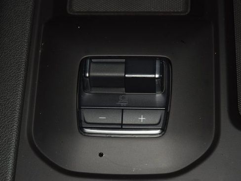 Used 2024 GMC Sierra 2500 AT4 w/ AT4 Premium Plus Package image 36