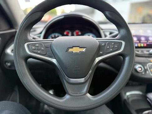 Used 2022 Chevrolet Malibu LT image 23