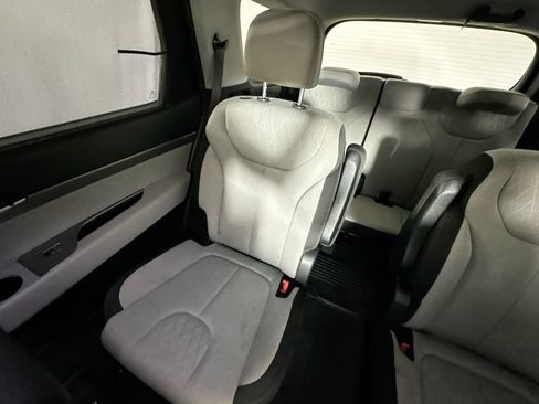 Used 2021 Hyundai Palisade SEL w/ Convenience Package FWD image 12