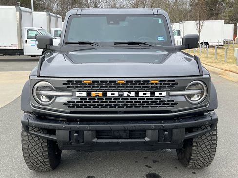 Used 2024 Ford Bronco Badlands image 4