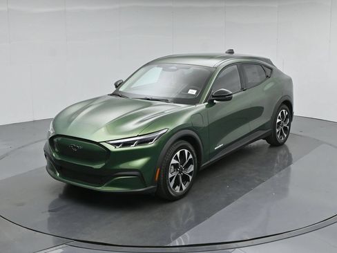 New 2026 Ford Mustang Mach-E Select RWD image 34