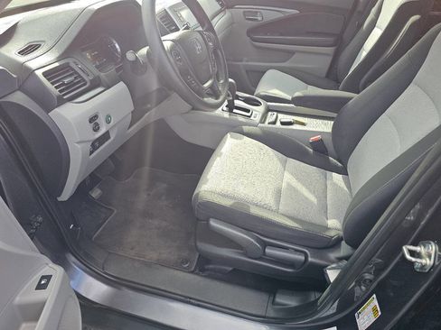 Used 2017 Honda Ridgeline RTS image 15