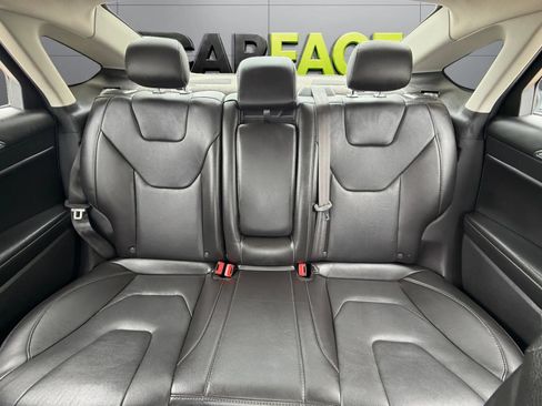 Used 2016 Ford Fusion Titanium FWD image 38