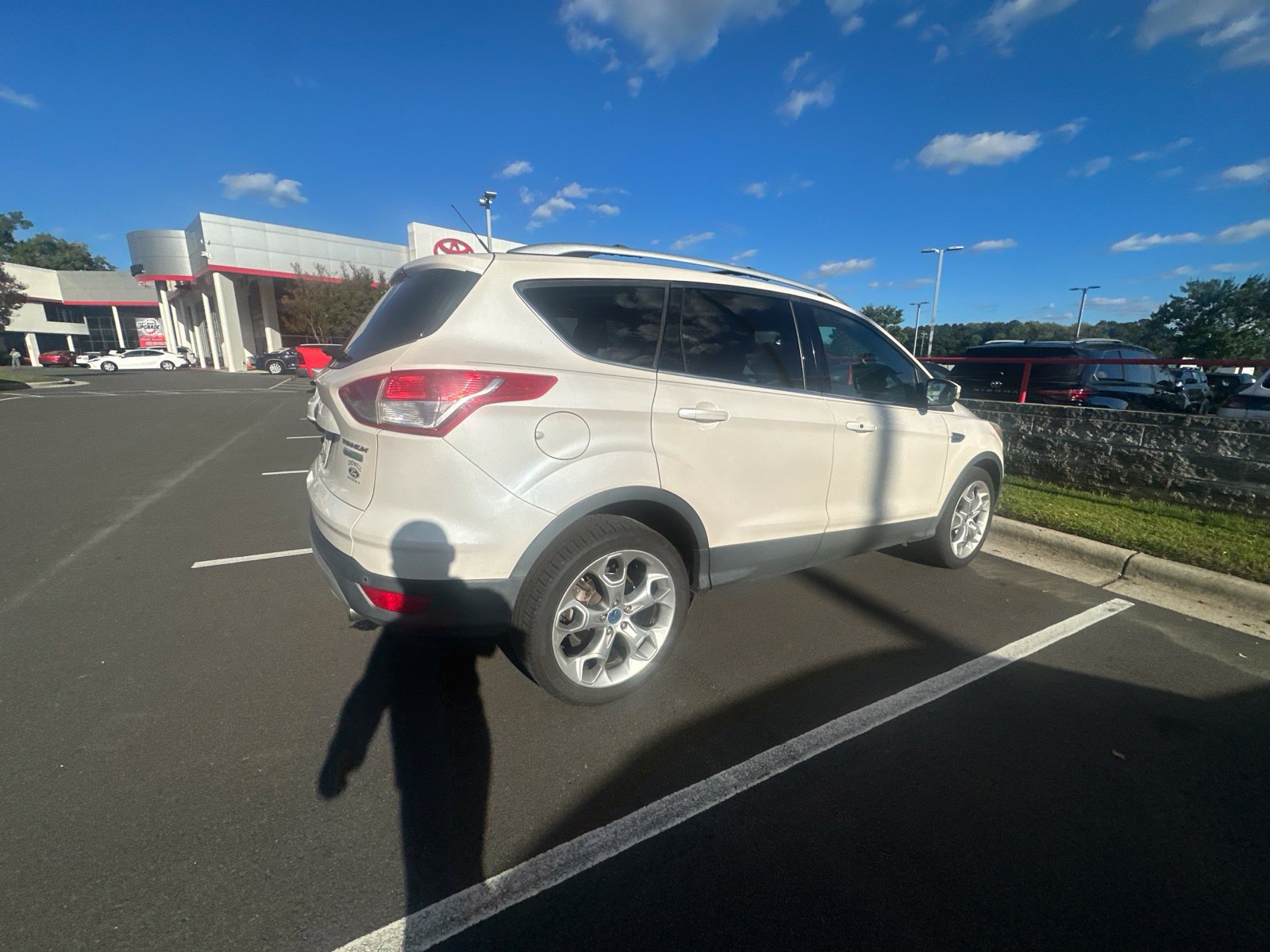Used 2013 Ford Escape Titanium w/ Parking Technology Pkg FWD image 15