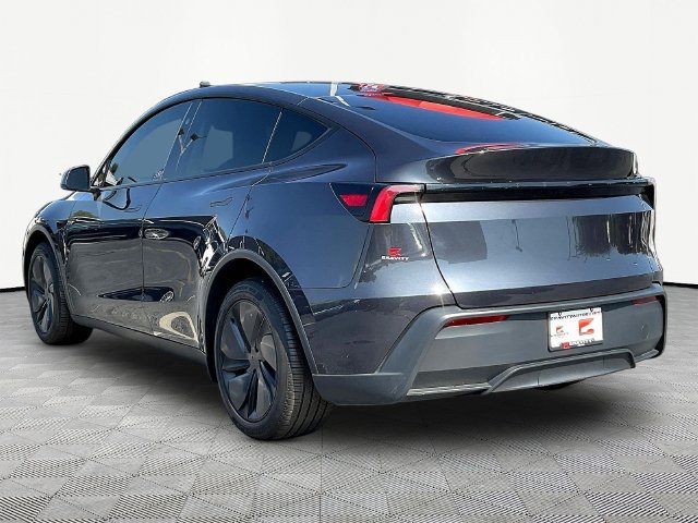 Used 2026 Tesla Model Y 2WD image 5