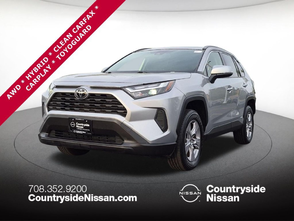 Used 2025 Toyota RAV4 XLE AWD/4WD image 1