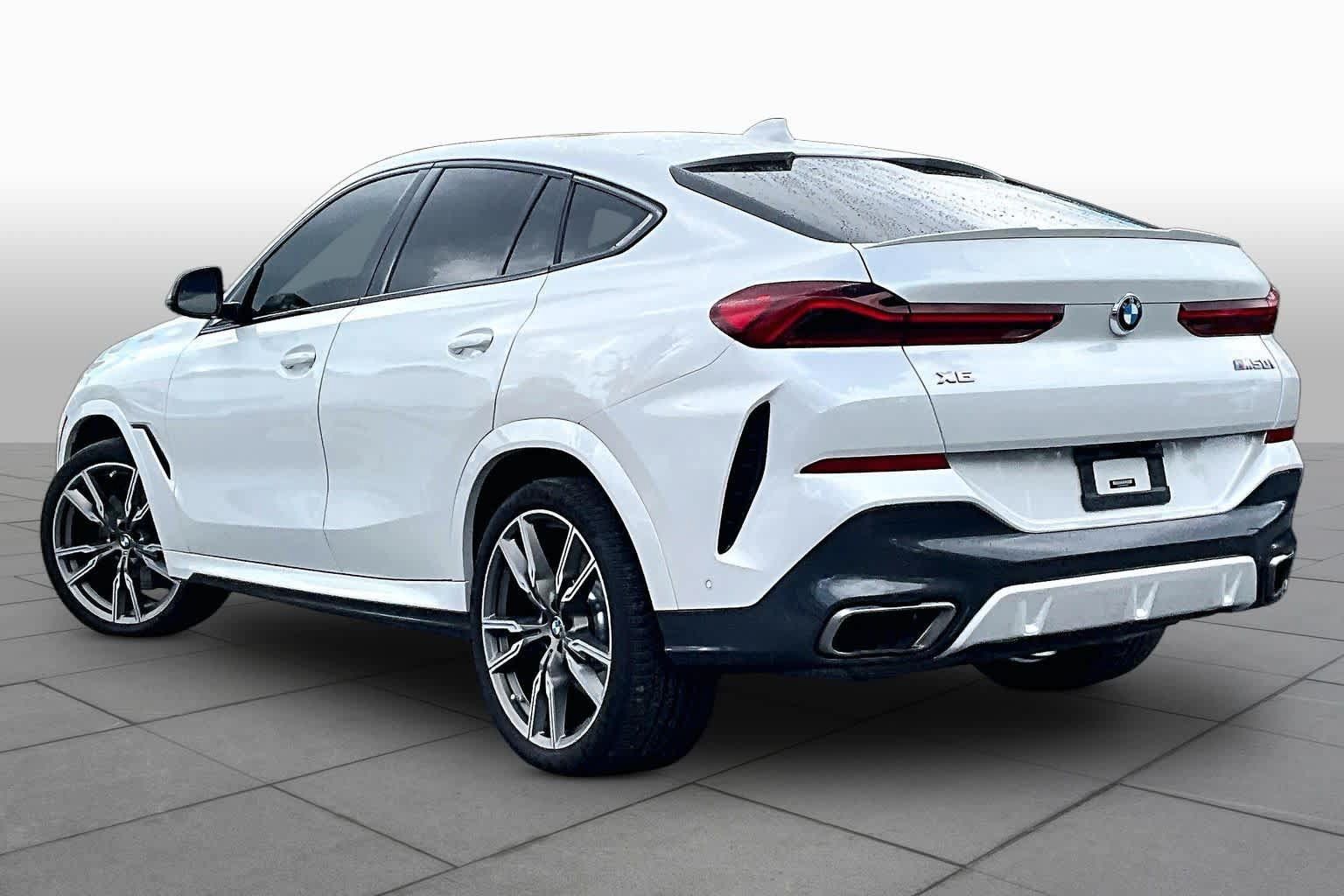 Used 2021 BMW X6 M50i w/ Executive Package AWD/4WD image 12
