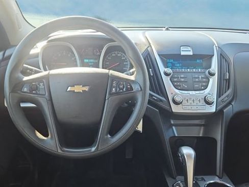 Used 2014 Chevrolet Equinox LS image 9