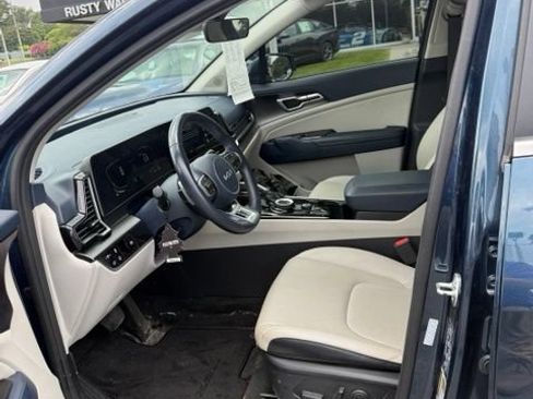 Used 2025 Kia Sportage EX w/ EX Premium Package AWD/4WD image 9