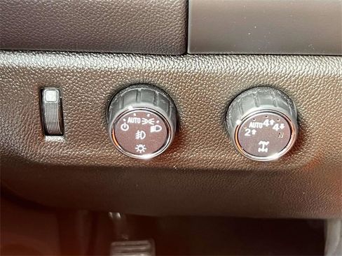 Certified 2022 Chevrolet Colorado LT w/ LT Convenience Package image 21