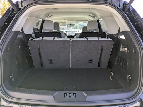 New 2026 Ford Explorer Active w/ Active Comfort Package image 12