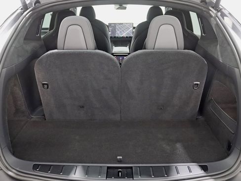 Used 2022 Tesla Model X Plaid image 38