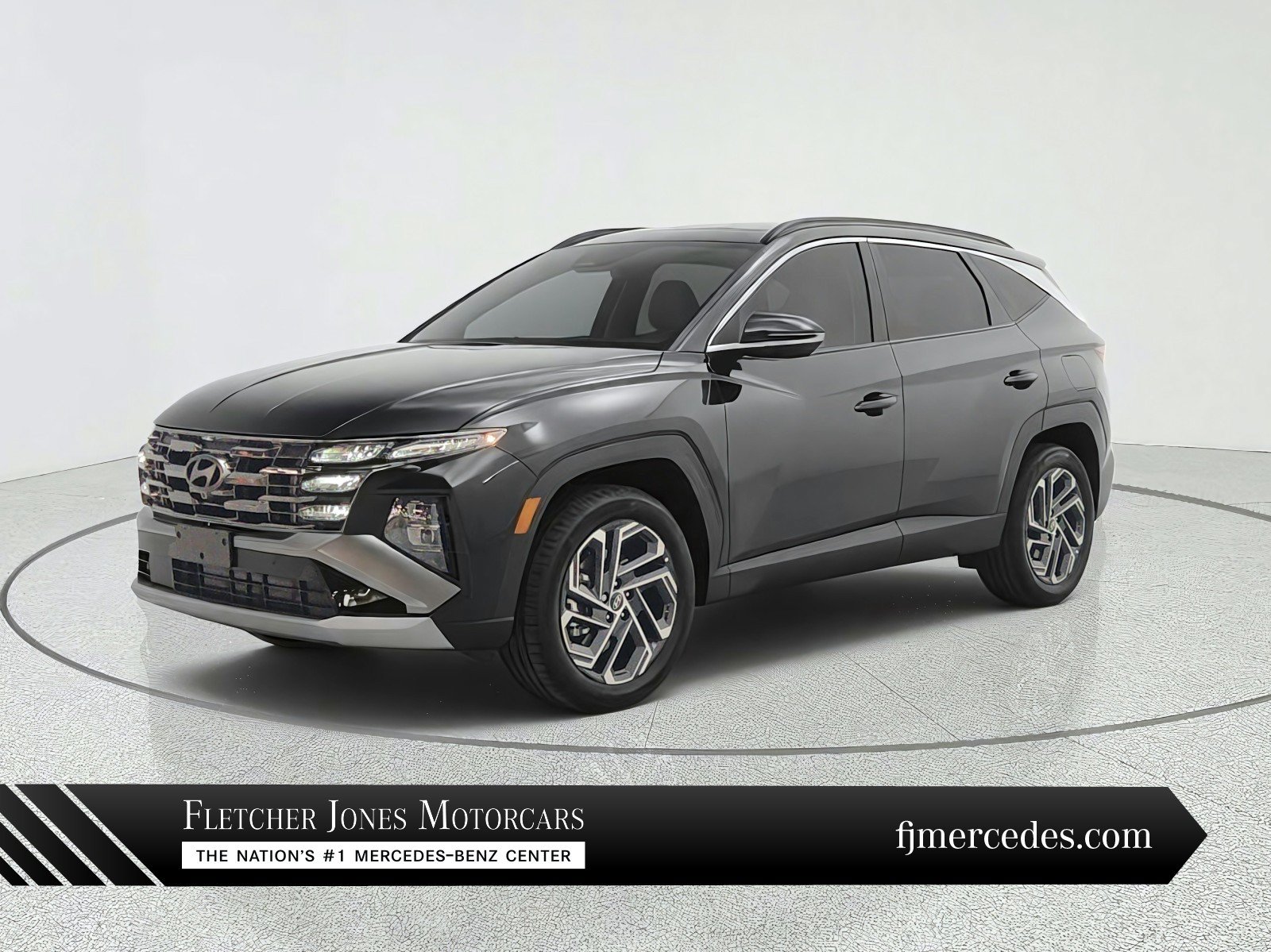 Used 2025 Hyundai Tucson Limited AWD/4WD image 1