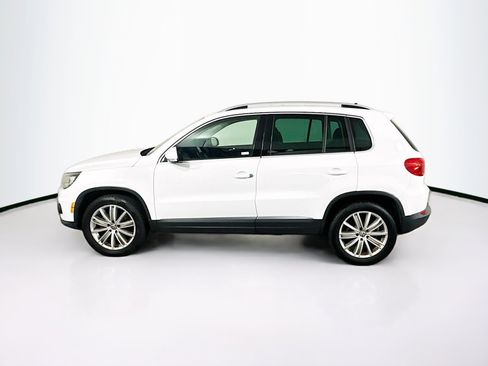 Used 2016 Volkswagen Tiguan SE image 4