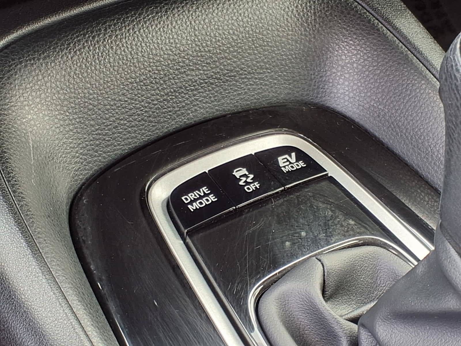 Certified 2026 Toyota Corolla LE FWD image 20