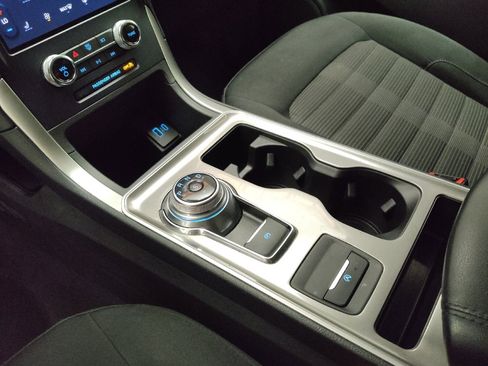 Used 2023 Ford Edge SEL image 26