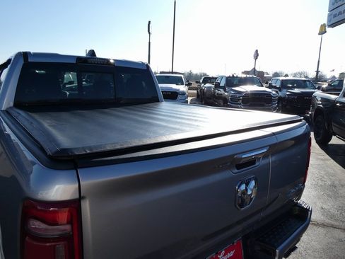 Used 2022 RAM 1500 Limited image 9