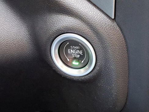 Used 2022 Chevrolet Silverado 1500 LT Trail Boss w/ Convenience Package II image 26