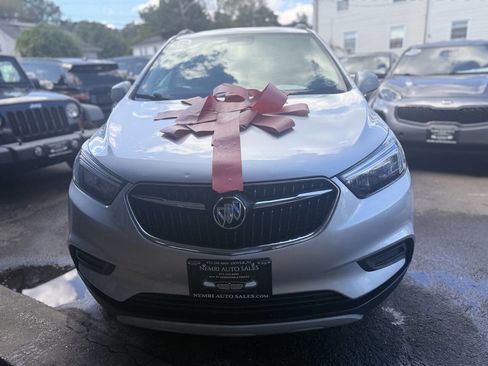 Used 2020 Buick Encore Preferred image 3