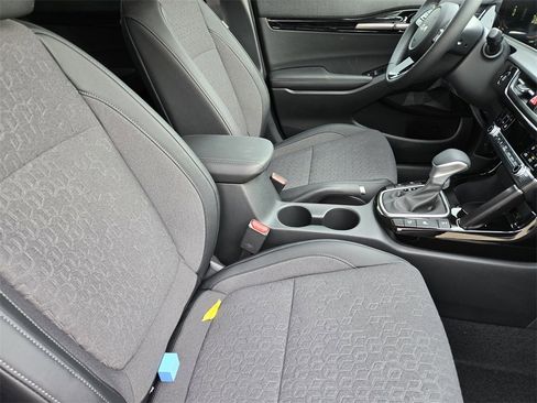 New 2026 Kia Seltos S image 10